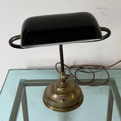 Lot 112 - Bakers style lamp with glass shade