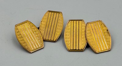 Lot 536 - A pair of 9ct gold gents cuff links, machine...