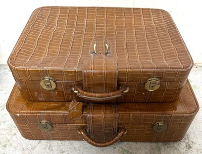 Lot 123 - A pair of Italian bedside chest of drawers...