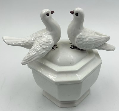 Lot 747 - An Italian trinket dish with two doves perched...