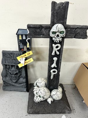 Lot 803 - A quantity of Halloween decorations