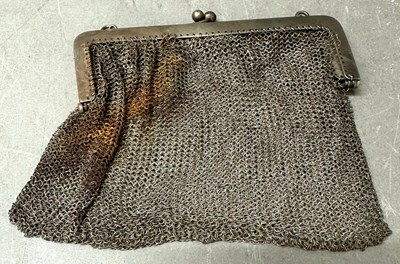 Lot 468 - A German silver chainmail evening bag,...