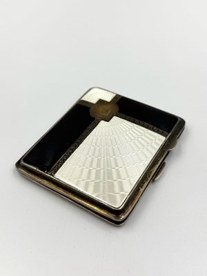 Lot 459 - A silver and enamel cigarrette case in an Art...
