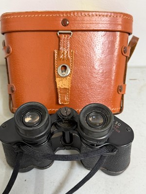 Lot 433 - A pair of field binoculars with case