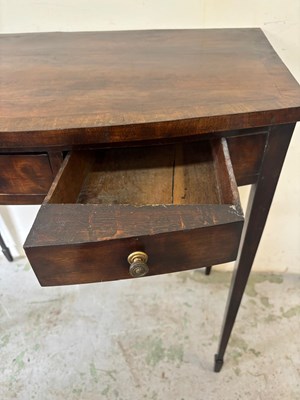 Lot 136 - A Georgian style bow-fronted hall table with...