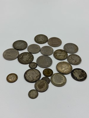 Lot 584 - A small selection of coins United Kingdom and...